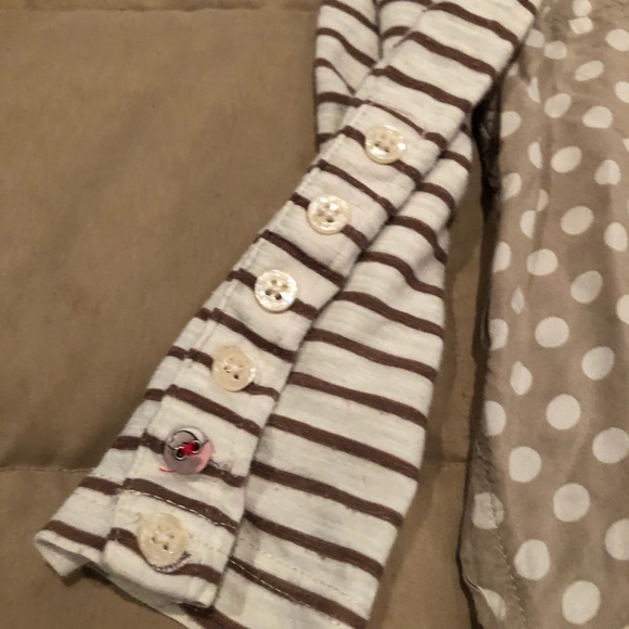 Cute multi colored/material top - Picture 3 of 5